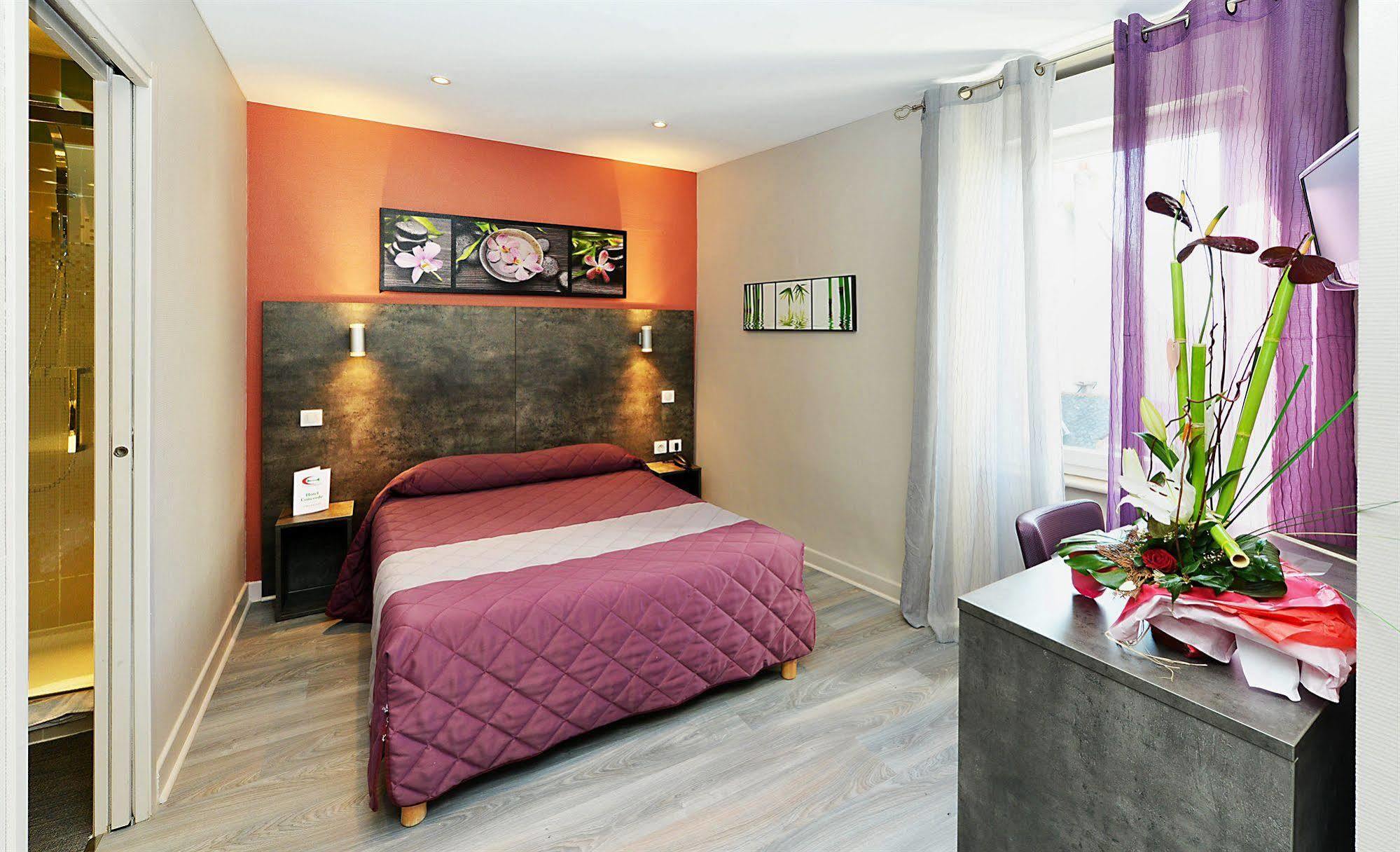 Hotel Concorde - Rodez Centre Ville Esterno foto